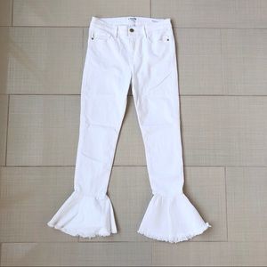 FRAME White Jeans “Le Skinny de Jeanne”